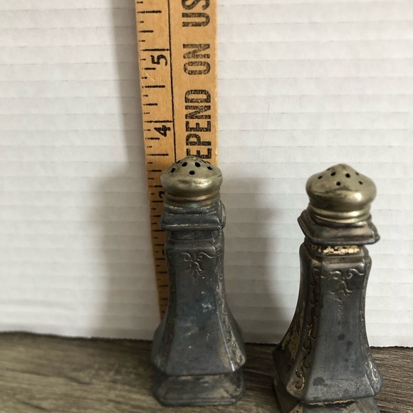 Vtg Silver Plate Salt and Pepper - Picture 5 of 9